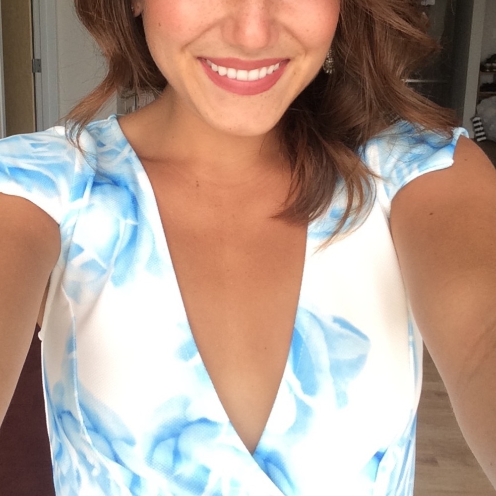 Dress - Picture 2 of 4